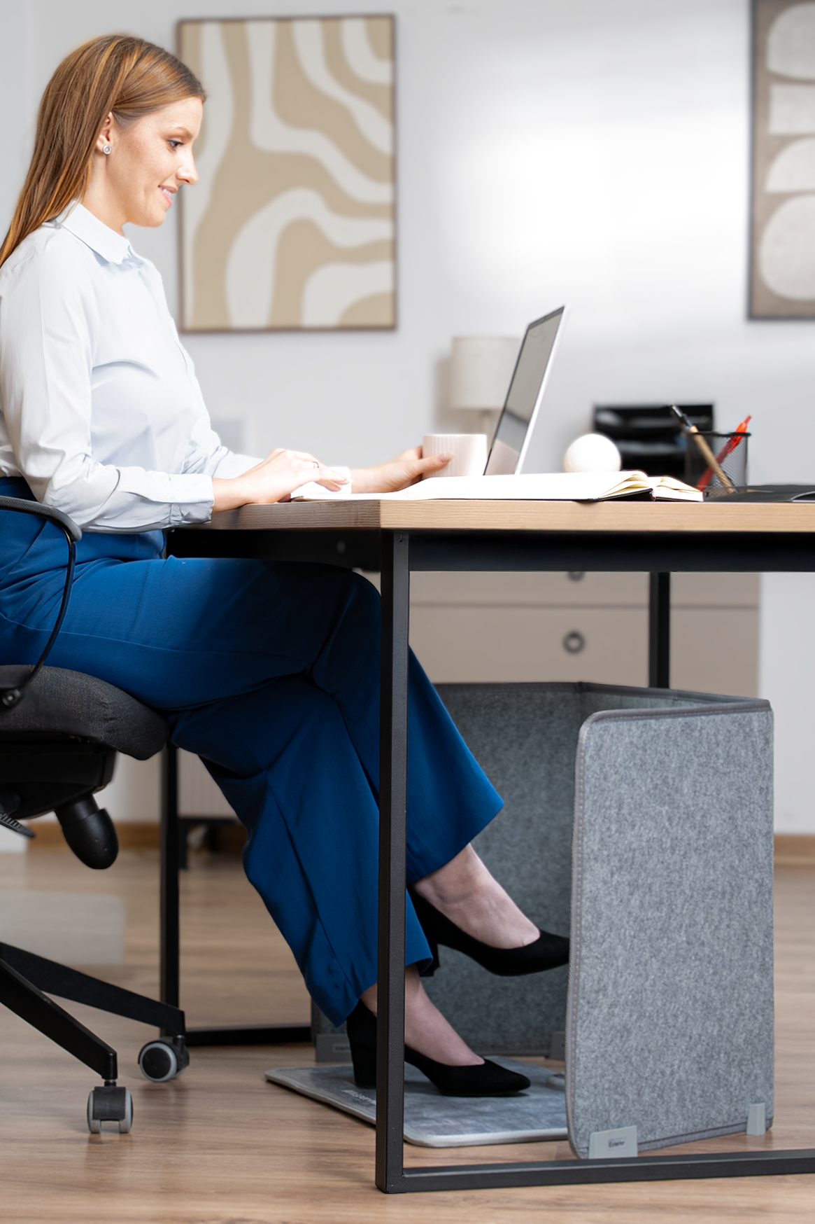 Whisper Heat - Under Desk Personal Space Heater - Silent Leg and Foot Warmer